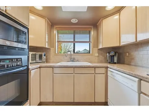 13410 NW 13th Avenue Vancouver WA 98685