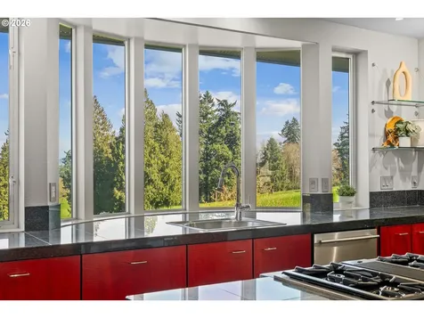14400 Uplands Drive Lake Oswego OR 97034