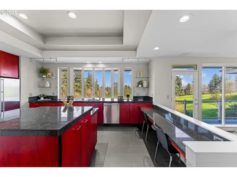 14400 Uplands Drive Lake Oswego OR 97034