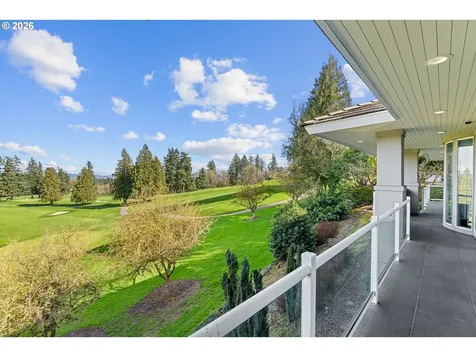 14400 Uplands Drive Lake Oswego OR 97034