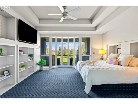 14400 Uplands Drive Lake Oswego OR 97034
