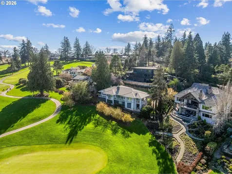 14400 Uplands Drive Lake Oswego OR 97034