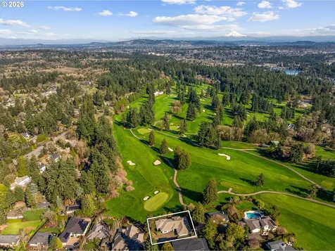 14400 Uplands Drive Lake Oswego OR 97034