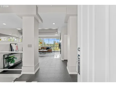 14400 Uplands Drive Lake Oswego OR 97034