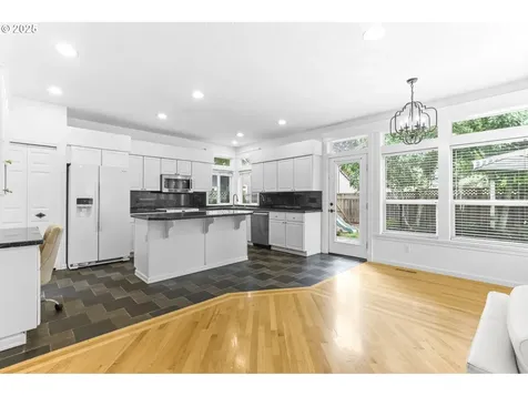 16800 NW Paddington Drive Beaverton OR 97006