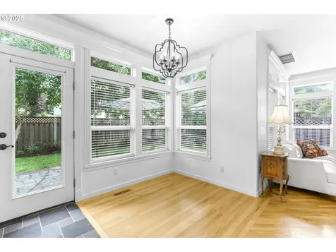 16800 NW Paddington Drive Beaverton OR 97006