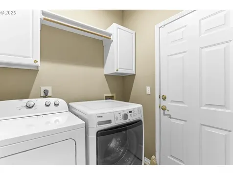 16800 NW Paddington Drive Beaverton OR 97006