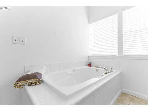 16800 NW Paddington Drive Beaverton OR 97006