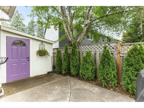16800 NW Paddington Drive Beaverton OR 97006