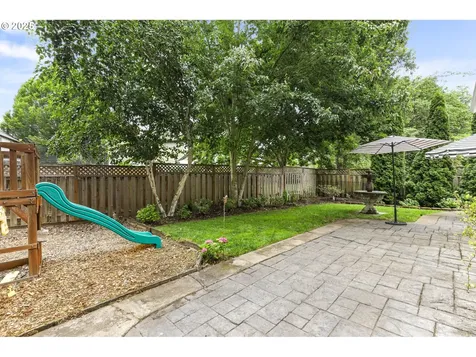 16800 NW Paddington Drive Beaverton OR 97006