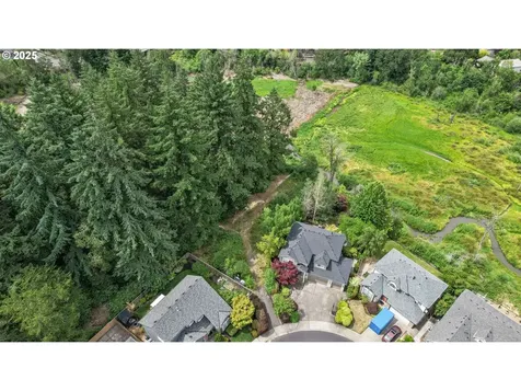 16800 NW Paddington Drive Beaverton OR 97006