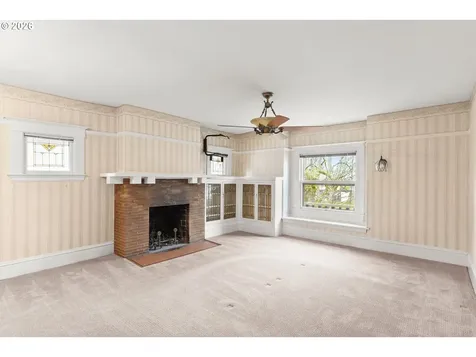 2936 SE Taylor Street Portland OR 97214