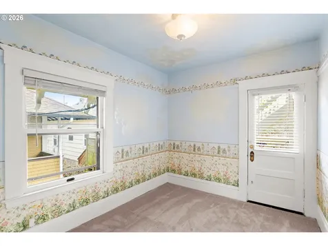 2936 SE Taylor Street Portland OR 97214