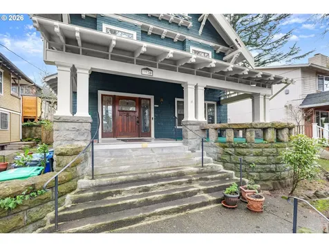 2936 SE Taylor Street Portland OR 97214