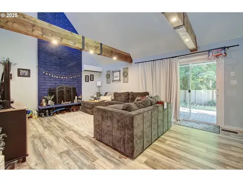 10012 NE 39th Street Vancouver WA 98662