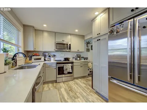 10012 NE 39th Street Vancouver WA 98662