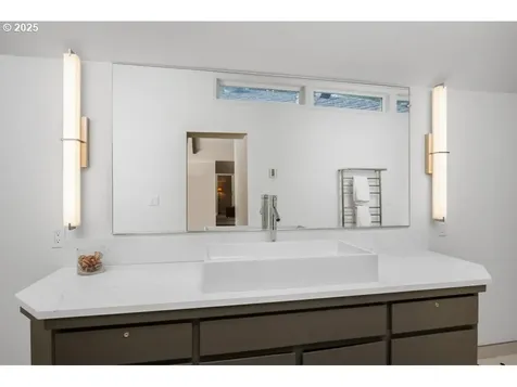 25 Da Vinci Street Lake Oswego OR 97035