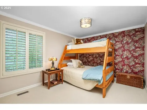 25 Da Vinci Street Lake Oswego OR 97035
