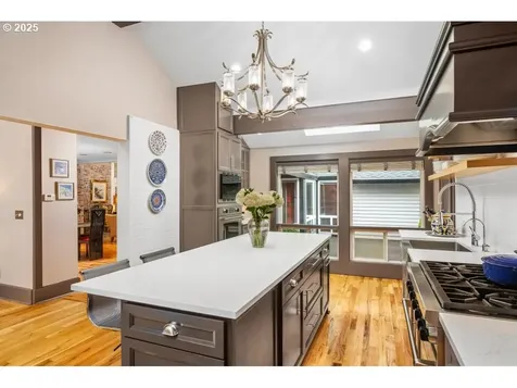 25 Da Vinci Street Lake Oswego OR 97035