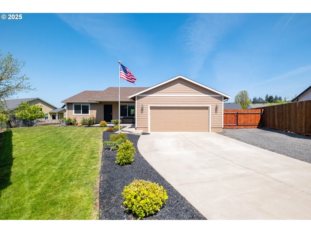 1214 Cessna Court Sweet Home OR 97386