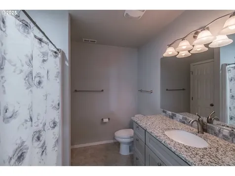 1214 Cessna Court Sweet Home OR 97386