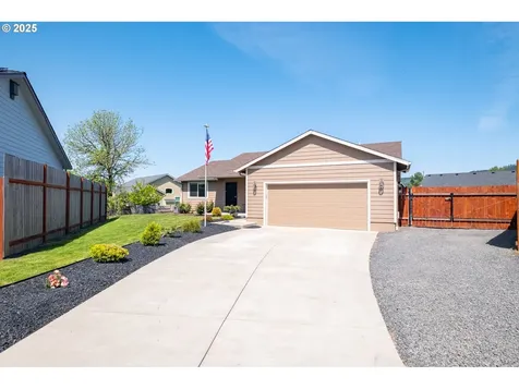 1214 Cessna Court Sweet Home OR 97386