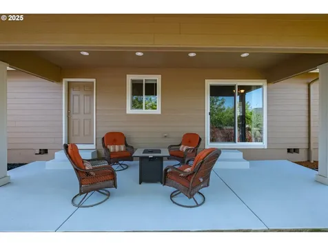 1214 Cessna Court Sweet Home OR 97386