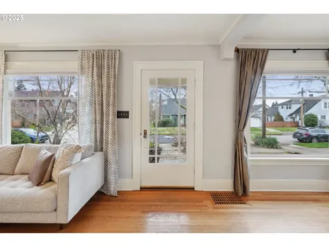 3731 NE 37th Avenue Portland OR 97212