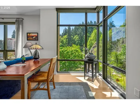 2351 NW Westover Road Portland OR 97210
