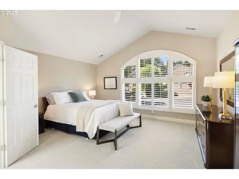4062 Pfeifer Court Lake Oswego OR 97035