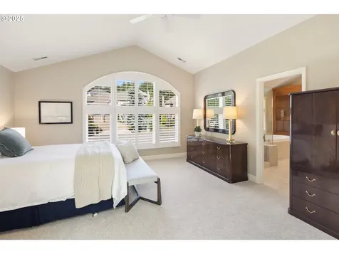 4062 Pfeifer Court Lake Oswego OR 97035