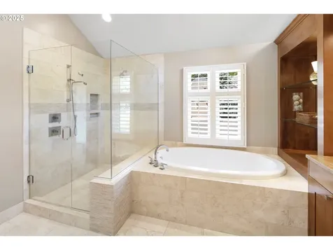 4062 Pfeifer Court Lake Oswego OR 97035