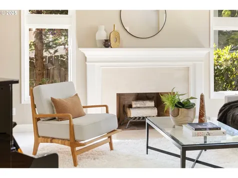 4062 Pfeifer Court Lake Oswego OR 97035