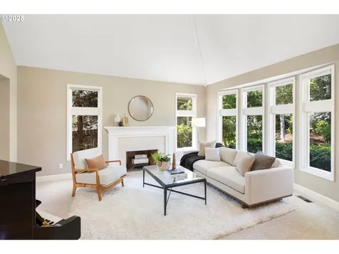 4062 Pfeifer Court Lake Oswego OR 97035
