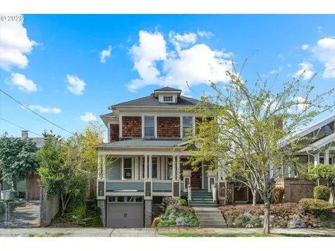 3339 SE 28th Place Portland OR 97202