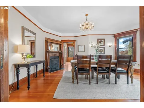 3339 SE 28th Place Portland OR 97202