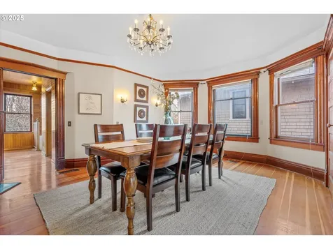 3339 SE 28th Place Portland OR 97202