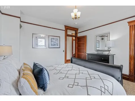 3339 SE 28th Place Portland OR 97202