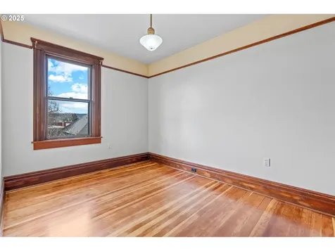 3339 SE 28th Place Portland OR 97202