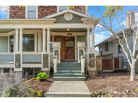 3339 SE 28th Place Portland OR 97202
