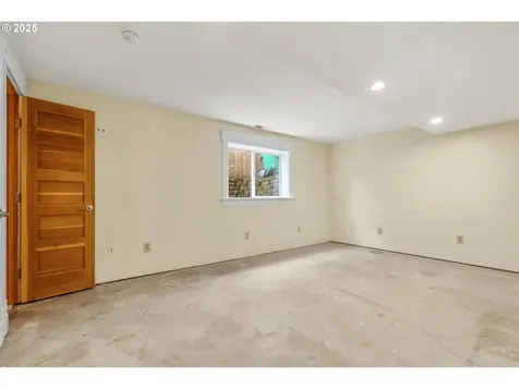 3339 SE 28th Place Portland OR 97202