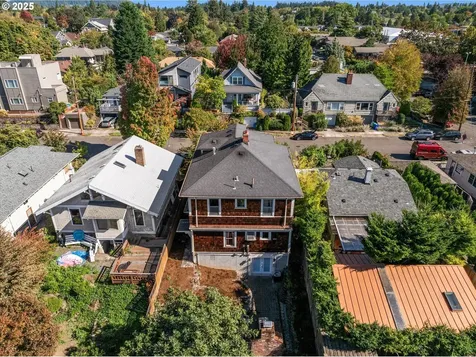 3339 SE 28th Place Portland OR 97202