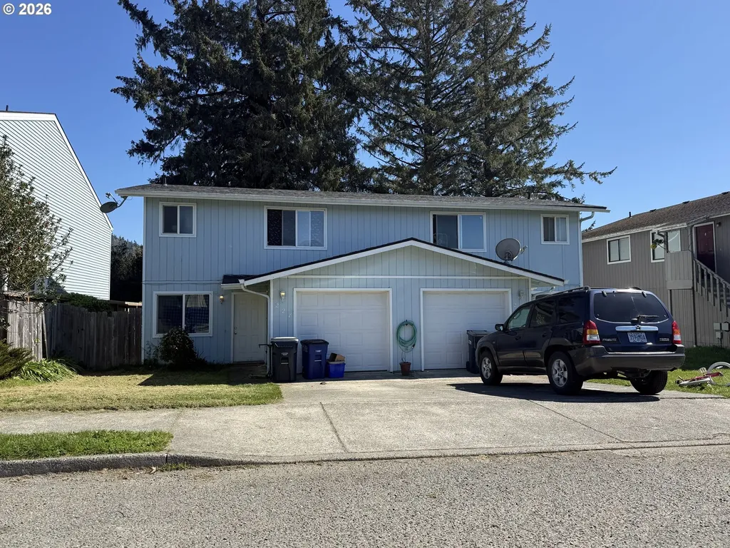 226 Cypress Street Brookings OR 97415