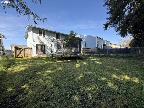 226 Cypress Street Brookings OR 97415