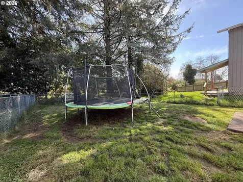 226 Cypress Street Brookings OR 97415