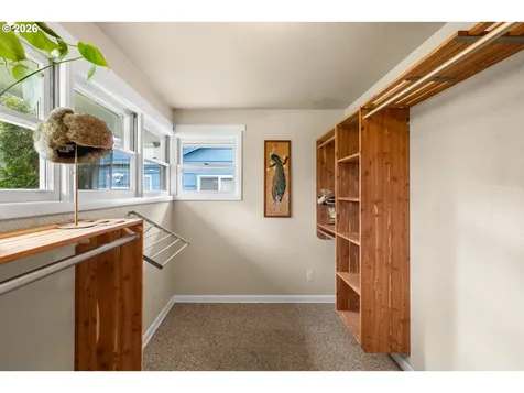 600 NE 108th Avenue Portland OR 97220