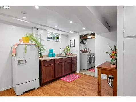 600 NE 108th Avenue Portland OR 97220