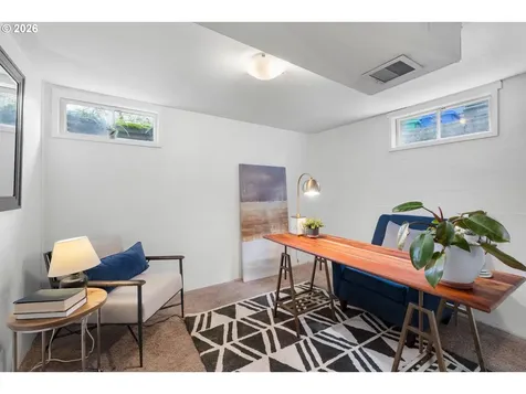 600 NE 108th Avenue Portland OR 97220