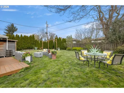 600 NE 108th Avenue Portland OR 97220