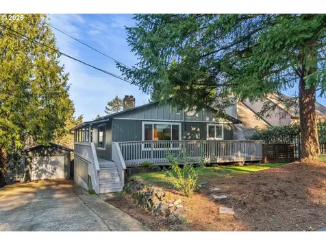 4545 SW Vacuna Street Portland OR 97219